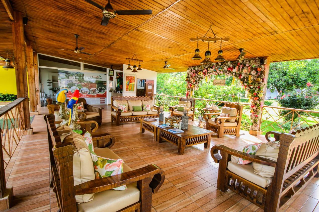 Deluxe Suites Guacamayos - Eco-Lodge & Swimming Pool Bonao Kültér fotó