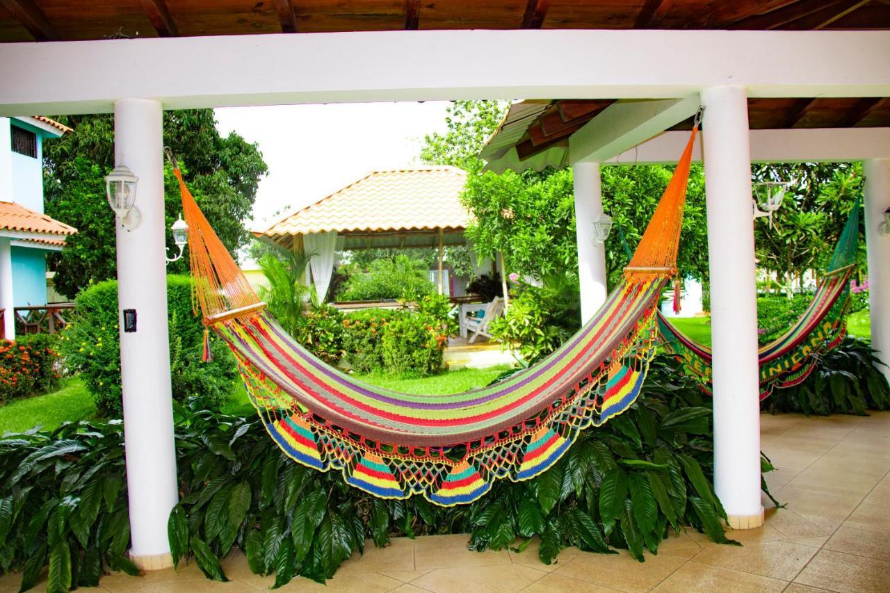 Deluxe Suites Guacamayos - Eco-Lodge & Swimming Pool Bonao Kültér fotó