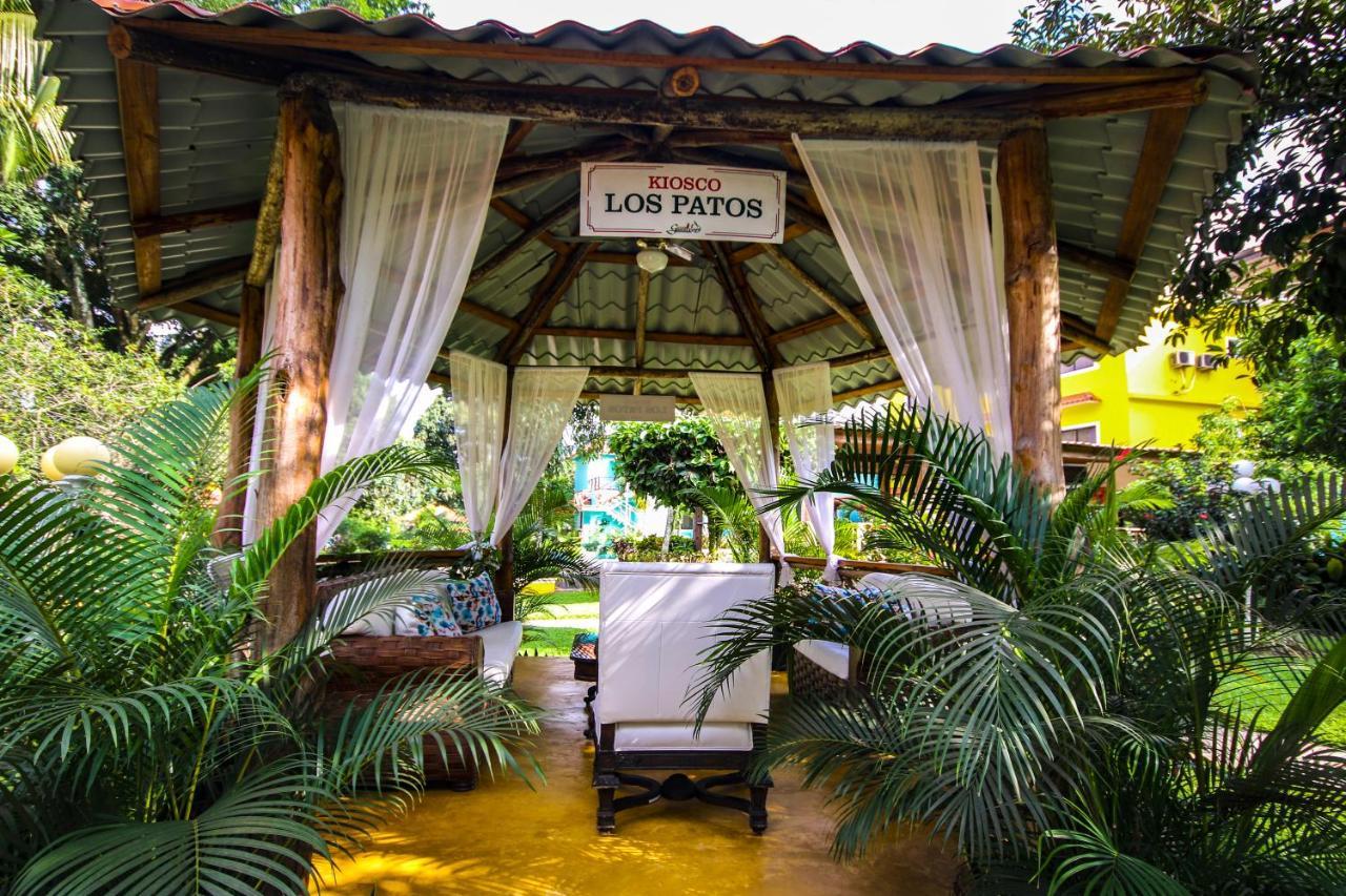 Deluxe Suites Guacamayos - Eco-Lodge & Swimming Pool Bonao Kültér fotó